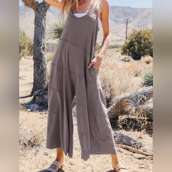 #297 BOHO CHIC WIDE LEG SIDE POCKETS JUMPSUIT - Picture 4 of 15